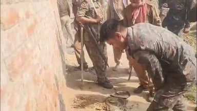 कुटुंबा: कुटुंबा पुलिस ने मुड़िला और पिपरा बगही गांव में चलाया छापेमारी अभियान, 4500 लीटर जावा महुआ किया गया विनष्ट, कारोबारी फरार