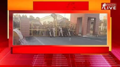 #BIGNEWS
বিটিআৰত ছাত্ৰ বিদ্ৰোহঃ আৰক্ষীৰ বেহু ফালি BTC সচিবালয় লণ্ড-ভণ্ড কৰিলে প্ৰতিবাদকাৰীয়ে। ৬ জনগোষ্ঠীৰ জনজাতিকৰণৰ বিৰ...