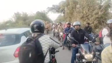 बेल्थरा रोड: भीषण जाम में रेंगती रहीं गाड़ियां, बेखबर रही पुलिस, तुर्तिपार रेगुलेटर पर लगा एक किलोमीटर लंबा जाम