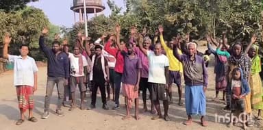 मसलिया: मुआवजा न मिलने पर मसलिया में ग्रामीणों ने रोका सड़क निर्माण