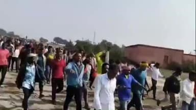 टंडवा: आम्रपाली परियोजना: ग्रामीणों ने खनन कंपनी द्वारा बिना सहमति कोयला खनन का किया विरोध