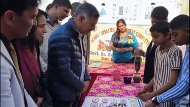 घुमारवीं: कोठी स्कूल में आयोजित क्लस्टर स्तरीय वार्षिक पुरस्कार वितरण समारोह में बोले तकनीकी शिक्षा मंत्री राजेश धर्माणी