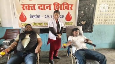 सिमरिया: कबरा पंचायत भवन में रक्तदान शिविर का आयोजन, मुखिया समेत 38 लोगों ने किया रक्तदान