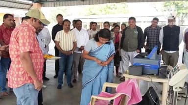 ଜୁନାଗଡ: କଳାହାଣ୍ଡି ଜିଲ୍ଲାରେ ଘୋଟିଆ ରେ ଆରମ୍ଭ ହେଲା ଧାନ ମଣ୍ଡି, ଆସିଲାନି ଚାଷୀଙ୍କ ଧାନ,ପୂଜାର୍ଚ୍ଚନା କରି ଫେରିଗଲା ପ୍ରଶାସନ