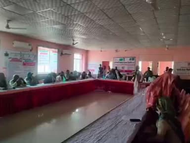 नगर: नगर पालिका परिसर में अध्यक्ष राम अवतार मित्तल की अध्यक्षता में साधारण सभा की बैठक आयोजित हुई