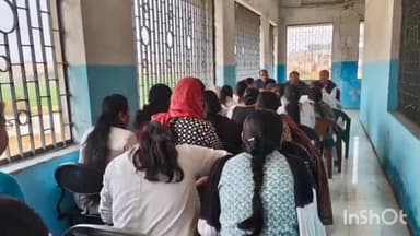 पीथमपुर: पीथमपुर अस्पताल में स्वास्थ्य विभाग के राष्ट्रीय कार्यक्रमों की समीक्षा बैठक आयोजित की गई