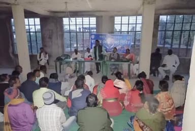 মথুরাপুর ২: নন্দকুমারপুর অঞ্চলের অঞ্চল ভিত্তিক SIR ও সাংগঠনিক পর্যালোচনা শভায় উপস্থিত রায়দিঘি বিধানসভার বিধায়ক