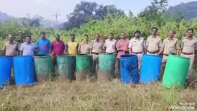 ଲକ୍ଷ୍ମୀପୁର: ଓଡ଼ିଶା ଆନ୍ଧ୍ର ସୀମା ବନ୍ଧୁଗାଁ ଥାନା ଅଞ୍ଚଳରେ କୋରାପୁଟ ଏବଂ ପାର୍ବତିପୁରମ୍ ଅବକାରୀ ପୁଲିସ ମିଳିତ ଚଢଉ