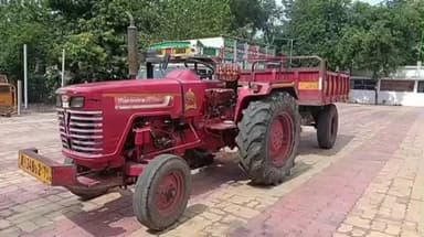 देऊळगाव राजा: मेहुना राजा मध्ये रेतीची अवैध वाहतूक, पथकाने केला ट्रॅक्टर जप्त