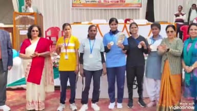 चुनार: नरोत्तम सिंह पदम सिंह राजकीय स्नातकोत्तर महाविद्यालय मंगरा का वार्षिक क्रीड़ा समारोह भव्य तरीके से संपन्न हुआ