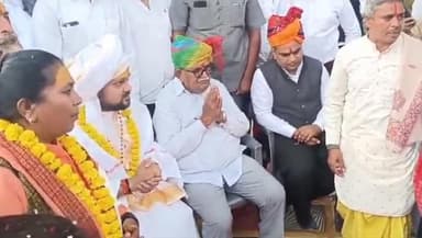 भदेसर: कटारिया ने मेवाड़ की मिट्टी को नमन करते हुए गांव भाटों के मिन्नाणा में भव्य स्वागत किया, हनुमान मंदिर का शिलान्यास हुआ