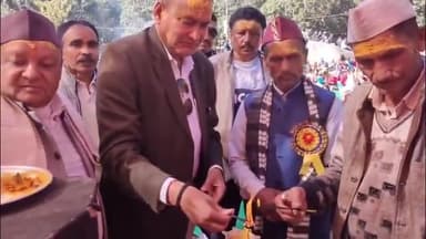 कपकोट: जारती के मूलनारायण मंदिर लोती में नवमी पर्व पर ऐतिहासिक पौराणिक मेले का शुभारंभ पूर्व कैबिनेट मंत्री भौर्याल ने किया