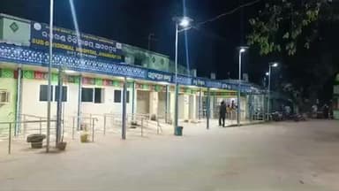 ଘସିପୁରା: ଆନନ୍ଦପୁର ବ୍ରିଜ୍ ରାସ୍ତାରେ ବାଇକରୁ ପଡ଼ି ଯୁବକ ଆହତ