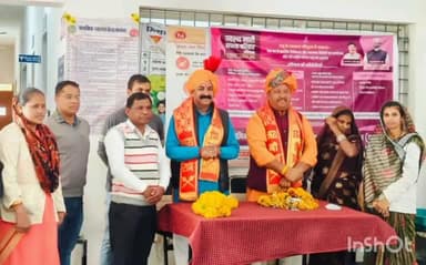 माकड़ोन: कायथा में SIR घर-घर सर्वे कर एक से अधिक वोटर आईडी वालों को हटाने के लिए प्रयासरत