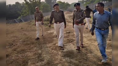 रजौन: एसडीपीओ ने सहायक थाना नवादा बाजार का निरीक्षण किया, आवश्यक निर्देश दिए और पौधारोपण भी किया