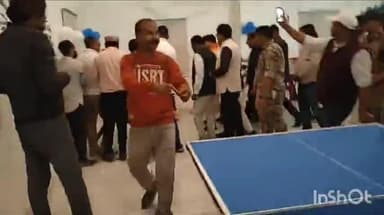 गुना नगर: नेशनल हाईवे 46 पर केंद्रीय मंत्री सिंधिया ने आजीविका मिशन के जिज्जी पंचायत रेस्ट्रोमार्ट का शुभारंभ किया