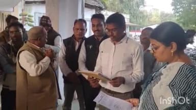 गुना नगर: अजाक्स संगठन ने प्रांतीय अध्यक्ष IAS संतोष वर्मा के समर्थन में गुना एसडीएम कार्यालय में ज्ञापन दिया