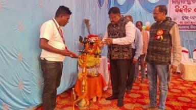 ପିପିଲି: ପିପିଲି : ବ୍ଲକସ୍ତରୀୟ ବିଜ୍ଞାନ ମେଳାରେ ଯୋଗ ଦେଲେ ପିପିଲି ବିଧାୟକ ଆଶ୍ରିତ ପଟ୍ଟନାୟକ