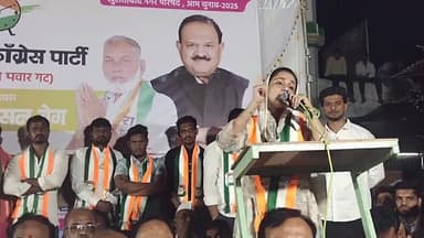 खुलताबाद: शहरातील कमान मोहल्ला येथे आमदार सना मलिकांच्या सभेला जनतेची तुफान गर्दी