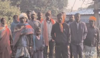 चांदवा: ट्रांसफार्मर जलने से चंदवा प्रखंड का अमझरिया गांव डेढ़ माह से अंधेरे में