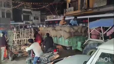 फलका: फलका बाजार अतिक्रमण का शिकार, जाम से राहगीर परेशान