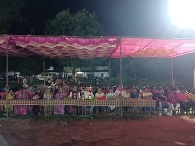 फरसाबहार: उपरकछार में रात्री कालीन फुटबॉल मैच में केरसई ‘A’ बनी विजेता