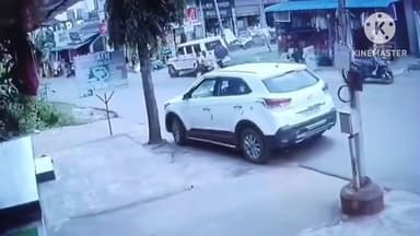 ద్వారకాతిరుమలలో ఆర్టీసీ బస్సు లో తోపులాట కారణంగా బస్సులో నుండి జారిపడిన వృద్ధురాలు వీడియో వైరల్