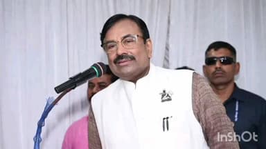 बल्लारपूर: बल्लारपूर शहरातील संत तुकाराम सभागृहात 180 भजन मंडळांना भजन साहित्याचे आमदार सुधीर मुनगंटीवार यांच्या हस्ते वितरण