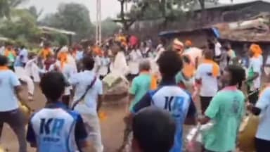 સાગબારા: ખોટારામપુરા ગામેથી ભાથીજી મહારાજ ની સંધ રાજપીપલા આવવા રવાના.