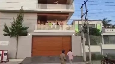 నకిలీ మద్యం కేసులో మాజీ మంత్రి జోగి రమేష్ అరెస్ట్