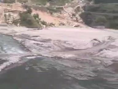 मंडी: मां बगलामुखी कमेटी व ग्रामीणों ने प्रशासन की सहायता के बिना बाखली-कल्हणी सड़क का निर्माण किया, वीडियो वायरल