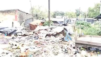 धनबाद/केंदुआडीह: बरमसिया ओवरब्रिज के पास अतिक्रमण हटाओ अभियान जारी