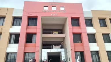 દસાડા: પાટડી સેવાસદન ખાતે દસાડા ફેર પ્રાઇસ શોપ એસોસિયેશન દ્વારા અપાયું આવેદન