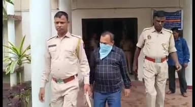 বৰপেটা: চিএম ভিজিলেন্সৰ নামত ধন দাবীৰ অভিযোগত অনুপ কুমাৰ দাস নামৰ প্ৰৱঞ্চকক গ্ৰেপ্তাৰ কৰে বৰপেটা আৰক্ষীয়ে