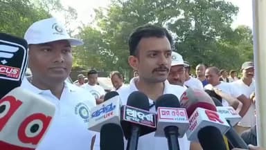 ଜୟପୁର: ଜୟପୁର ଟାଉନ ପୋଲିସ ତରଫରୁ ସାଇବର ସୁରକ୍ଷା ଅଭିଯାନ  ବିକ୍ରମ ଦେବ ବିଶ୍ଵବିଦ୍ୟାଳୟ ଠାରୁ ମିନି ମାରାଥନ ସୂଚନା ଦେଲେ ଏସଡିପିଓ