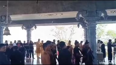 గజపతినగరం: గిరిశిఖర గ్రామమైన వైకే పర్తి  శ్రీ వెంకటేశ్వరస్వామిఆలయానికి భారీగా తరలివచ్చిన భక్తులు: గంట్యాడ పోలీసుల పటిష్ట బందోబస్తు