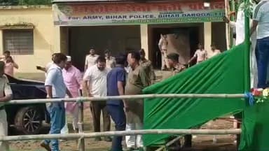 बिंद: प्लस टू उच्च विद्यालय बिंद के मैदान में नेता प्रतिपक्ष तेजस्वी यादव ने चुनावी जनसभा को संबोधित किया