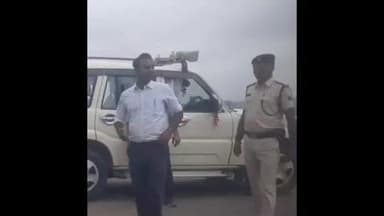 बेलछी: ए कडंगा नाका पर एसडीएम ने पंपलेट से भरी एक गाड़ी जब्त की