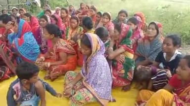 आदित्यपुर गम्हरिया: नेहा हत्याकांड मामले को लेकर शिवपुर में भुइयां समाज की बैठक, आरोपियों को गिरफ्तार करने के लिए पांच दिन का समय दिया