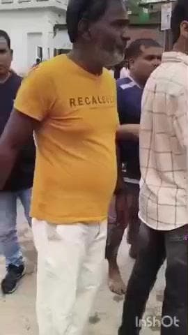 अकबरपुर: अंबेडकरनगर में युवक की पिटाई का वीडियो वायरल, जमीन पर अवैध कब्जे का विरोध करने पर दबंगों ने लाठी-डंडे बरसाए