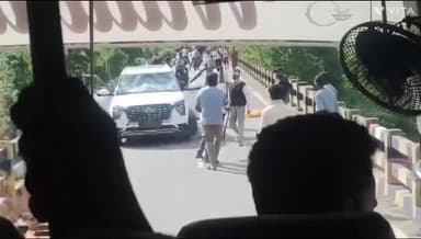 କୋଟପାଡ: ଖଟାଲାପଦର ବ୍ରିଜ ଉପରେ ଲୁଟ ସମୟର ଲାଇଭ୍ ଭିଡ଼ିଓ ଏବେ ଭାଇରଲ ହେଉଛି l