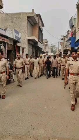 गोविंदगढ़: गोविंदगढ में हत्या के मामले में पुलिस ने तीनों आरोपियों का निकाला जुलूस, लंगड़ाते चल रहे थे तीनों बदमाश