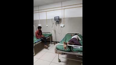 चाळीसगाव: धुळे-संभाजीनगर महामार्गावर दुचाकीचा अपघात, 'नरेंद्राचार्य महाराज संस्थान'च्या टीमकडून तातडीने मदत