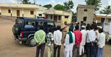 ಜೇವರ್ಗಿ: ಮಳ್ಳಿ ಗ್ರಾಮದಲ್ಲಿ ಪೊಲೀಸರಿಂದ ಸೈಬರ್ ಅಪರಾಧಗಳ ಬಗ್ಗೆ ಜಾಗೃತಿ