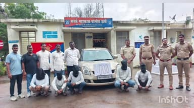 कवठे महांकाळ: कवठेमहांकाळ येथे वृद्ध महिलेची फसवणूक करून सोने लुटणार्या टोळीला पोलिसांकडून अटक,चारचाकीसह पाच जण अटकेत