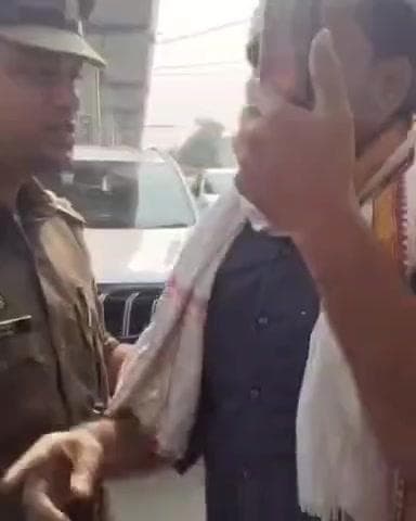 कानपुर: कल्याणपुर में रोडवेज बस चालक और कंडक्टर के बीच ट्रैफिक पुलिस कर्मियों से हुई झड़प, वीडियो हुआ वायरल