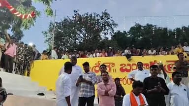 శింగనమల: సింగనమల మండల కేంద్రంలోని తెప్పోత్సవంకార్యక్రమం వద్ద ఎలాంటి బాధ్యత సంఘటనలు జరగకుండా DSP వెంకటేశ్వర్లు