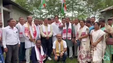 মৰাণ: কংগ্ৰেছৰ কেন্দ্ৰীয় নেতৃত্ব উপস্থিতিত খোৱাং কোটোহাত অনুষ্ঠিত হ'ল কংগ্ৰেছ দল গুৰুত্বপূৰ্ণ সাংগঠনিক সভা