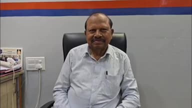 દાહોદ: પૂજા વિધિ કર્યા બાદ હોસ્પિટલમાં ભટકટી આત્માને સ્વજનો લઈ ગયા આદિવાસી આગેવાન નગરસિંહ પલાસએ પ્રતીક્રિયા આપી