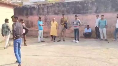 महोबा: पवा गांव में कर्ज और अतिवृष्टि से फसल बर्बादी के सदमे में किसान की मौत, परिवार में मातम